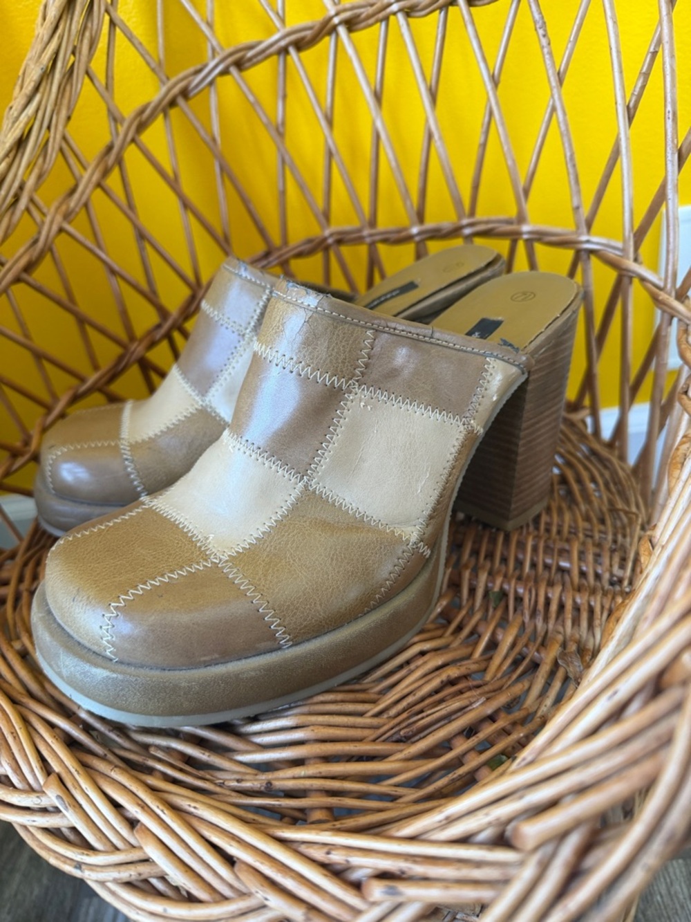 VTG 90s Y2K Brown Patchwork Platform Chunky Heel Mules Shoes 7.5 Clogs Boho 70s